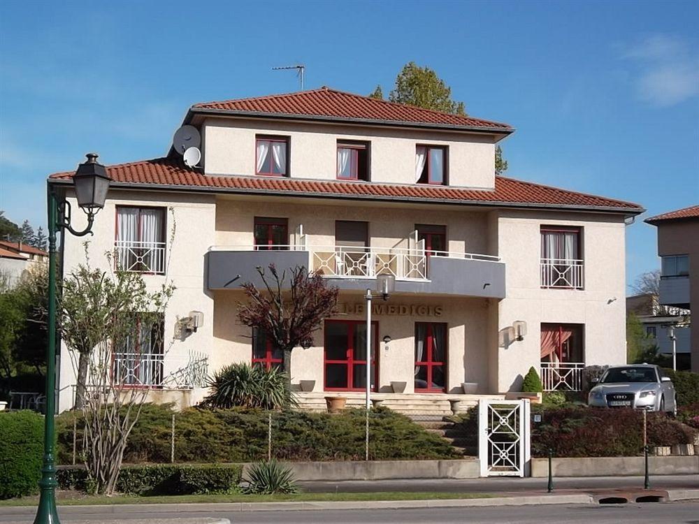 Le Medicis Hotel Roussillon  Exterior photo